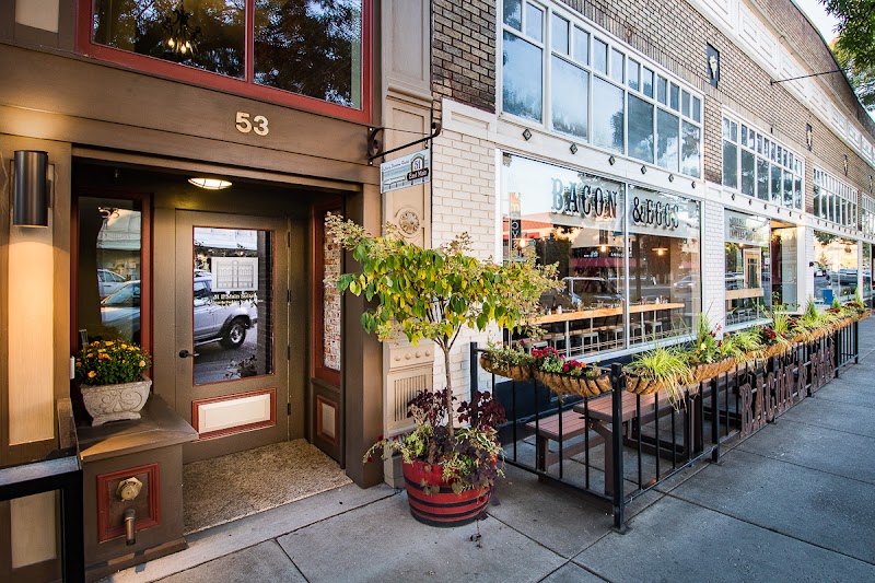 51 E Main Boutique Hotel/Condo