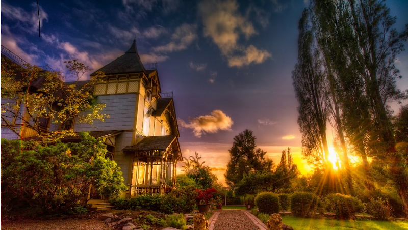 Swantown Inn