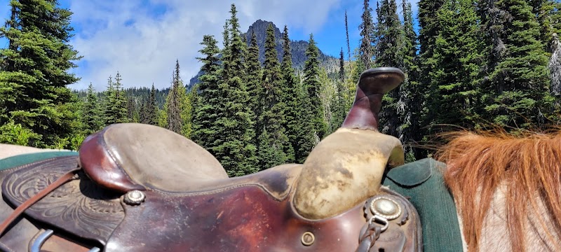 Three Peaks Outfitters