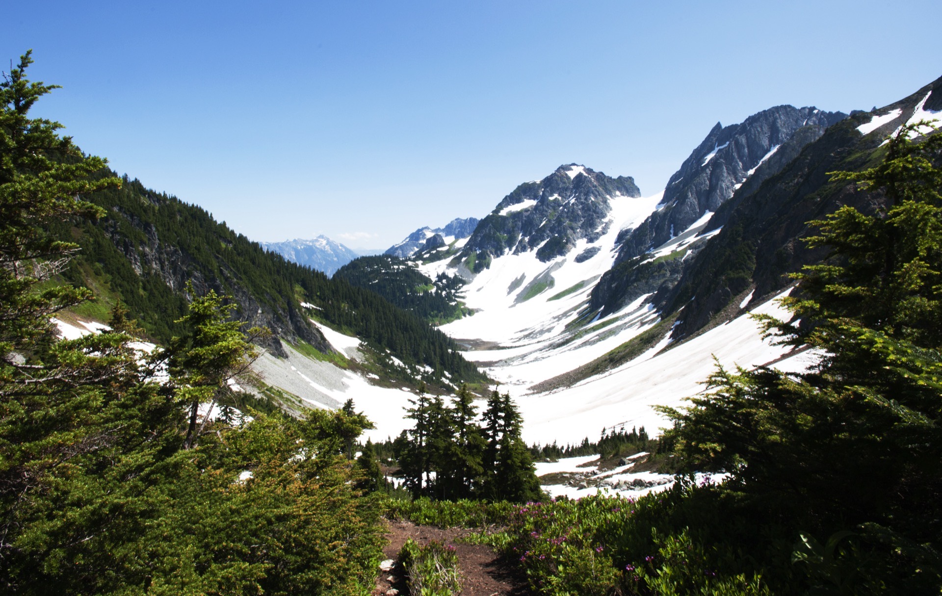 Cascade Pass Trail