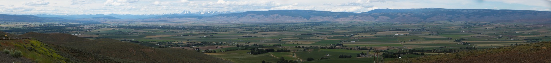 Panoramic view of Ellensburg and the Kittitas Valley from Manastash Ridge